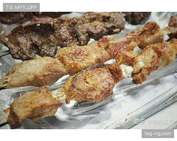 王燊超这训练完直接路边摊撸串,自律人设崩得我一脸懵 王燊超这训练完直接路边摊撸串,自律人设崩得我一脸懵